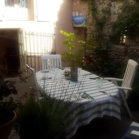 Maison Jacques *